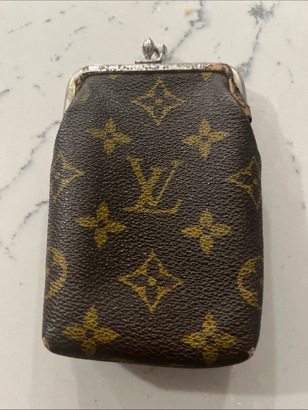 Louis Vuitton Brown & Gold Monogram kisslock Cigarette Case Coin Case - Picture 2 of 6
